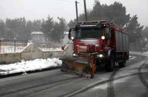 Χιονόπτωση στην Πεντέλη 