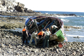 Λέμβος μεταναστών στα Κανάρια 