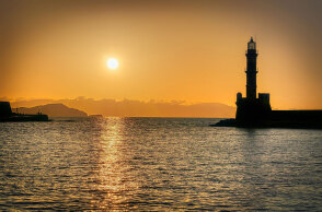lighthouse-4226138_1920