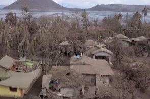 Φιλιππίνες: Μη κατοικήσιμοι ολόκληροι οικισμοί μετά την έκρηξη του ηφαιστείου