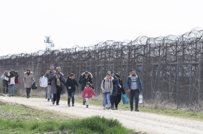 ellinotoyrkika-sinora