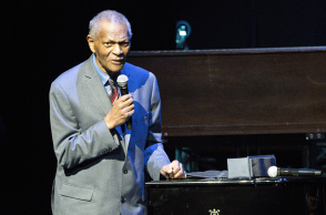 Τάινερ  ΜακΚόι