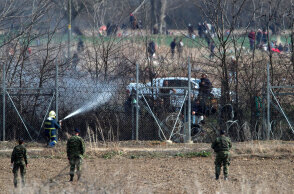 Επεισόδια με μετανάστες στα ελληνοτουρκικά σύνορα στον Έβρο