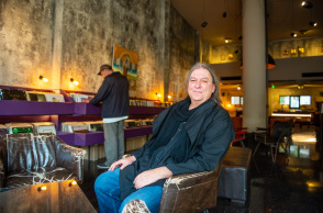 Το δισκοπωλέιο Underflow - Βασίλης Φιλιππακόπουλος 