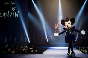 Ντίσνεϊλαντ Κορωνοϊός