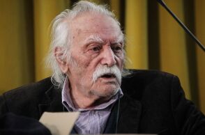 Μανώλης Γλέζος