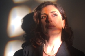 Μένουμε Σπίτι: Η ηθοποιός Κατερίνα Διδασκάλου μοιράζεται σκέψεις από τον αυτοεγκλεισμό της εξαιτίας του κορωνοϊού στη νέα στήλη της ATHENS VOICE