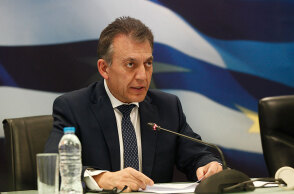 Γιάννης Βρούτσης