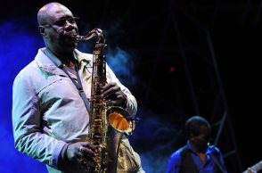 Ο Μανού Ντιμπάγκο στο Torino Jazz Festival το 2014