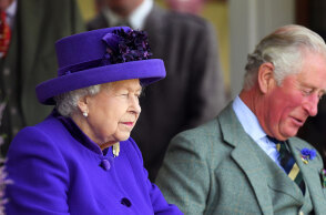 Βασίλισσα Ελισάβετ, πρίγκιπας Κάρολος