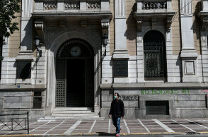 Κορωνοϊός: Έρημη πόλη η Αθήνα