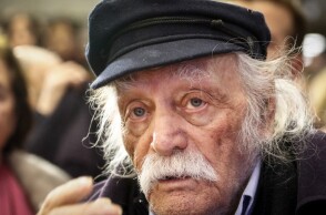 Μανώλης Γλέζος