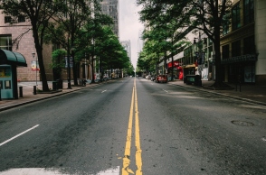 Το βίντεο της Nissan για τους άδειους δρόμους εν μέσω της πανδημίας του COVID-19