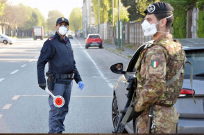 Ιταλία - Κορωνοϊός: Παράταση της καραντίνας έως και τις 3 Μαΐου αποφάσισε ο πρωθυπουργός Τζουζέπε Κόντε