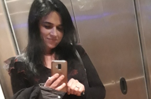 #menoumespiti με την Athens Voice: Η Κατερίνα Μαλακατέ περιγράφει μία μέρα στο σπίτι, εν μέσω πανδημίας κορωνοϊού.