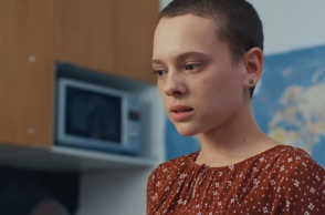 Η Σίρα Χάας στη σειρά Unorthodox