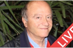 Ο Στάθης Βαλούκος μιλάει για το «Χλομή μητέρα» στην εκπομπή του #BookiaTV, με την υποστήριξη της Athens Voice. 