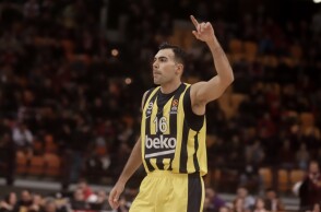 Κώστας Σλούκας