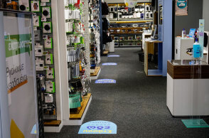 Τη Δευτέρα 4 Μαΐου 2020 ανοίγουν τα πρώτα καταστήματα, καθώς ξεκινά η σταδιακή άρση των μέτρων για τον κορωνοϊό