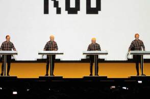 Στιγμιότυπο από συναυλία την συναυλία των Kraftwerk στην Αθήνα