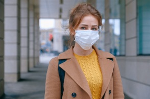 woman-wearing-face-mask-3902881.jpg