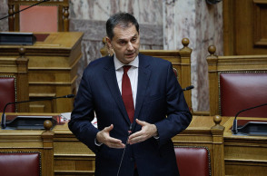 Χάρης Θεοχάρης 