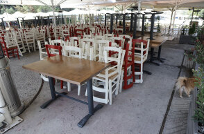 Κορωνοϊός - Εστίαση: Μέχρι 6 άτομα ανά τραπέζι στα εστιατόρια που ανοίγουν τη Δευτέρα 25 Μαΐου 2020