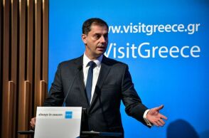 Χάρης Θεοχάρης