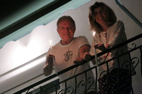 Ανάσταση στα μπαλκόνια 