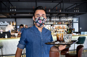 Επαναλειτουργία της εστίασης