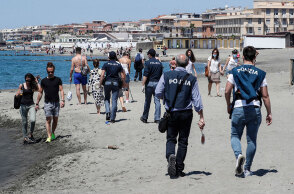 Κορωνοϊός στην Ιταλία: Ζητούνται χιλιάδες εθελοντές για την τήρηση των αποστάσεων σε παραλίες, εστιατόρια και δρόμους