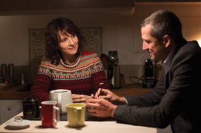 Η Ζιλιέτ Μπινός στην ταινία «Παιχνίδια Ζευγαριών»