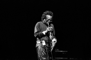 Ο μύθος της τζαζ, Μάιλς Ντέιβις, κακοποιείται στα χέρια αστυνομικών στις 25 Αυγούστου 1959