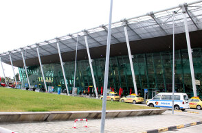 Τίρανα, Αεροδρόμιο