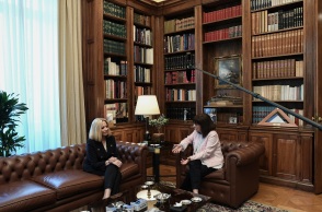 Συνάντηση της Προέδρου της Δημοκρατίας Κατερίνας Σακελλαροπούλου, με την Πρόεδρος του Κινήματος Αλλαγής Φώφη Γεννηματά 