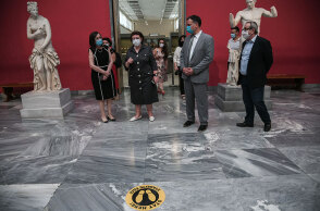 Στο Αρχαιολογικό Μουσείο η Λίνα Μενδώνη