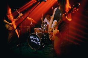 «A Toast to Hedonism»: Οι Θεσσαλονικείς Million Hollers έχουν καινούργιο δίσκο