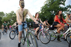 Γυμνή ποδηλατοδρομία © EUROKINISSI/ΜΟΤΙΟΝΤΕΑΜ/ΓΙΩΡΓΟΣ ΚΩΝΣΤΑΝΤΙΝΙΔΗΣ