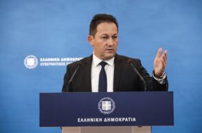 Στέλιος Πέτσας 