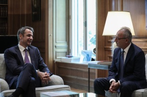 ΣΥΝΑΝΤΗΣΗ ΤΟΥ ΠΡΩΘΥΠΟΥΡΓΟΥ ΚΥΡ. ΜΗΤΣΟΤΑΚΗ ΜΕ ΤΟΝ ΠΡΟΕΔΡΟ ΤΟΥ ΔΗΣΥ ΑΒ. ΝΕΟΦΥΤΟΥ