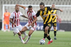 Ολυμπιακός ΑΕΚ θα μονομαχήσουν στον τελικό Κυπέλλου