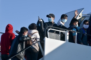 ΑΣΥΝΟΔΕΥΤΑ ΠΡΟΣΦΥΓΟΠΟΥΛΑ ΑΠΟ ΤΑ ΝΗΣΙΑ ΠΟΥ ΑΝΑΧΩΡΟΥΝ ΓΙΑ ΤΗΝ ΓΕΡΜΑΝΙΑ