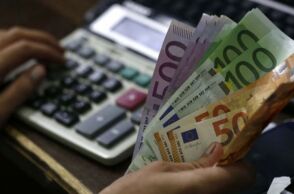 Ύφεση 9% προβλέπει η Κομισιόν για την Ελλάδα το 2020 