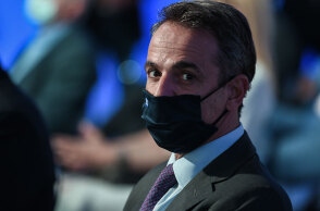 Νέα δημοσκόπηση: 6 στους 10 πολίτες θεωρούν ότι η κυβέρνηση Μητσοτάκη χειρίστηκε σωστά, ψύχραιμα και αποτελεσματικά την πανδημία κορωνοϊού