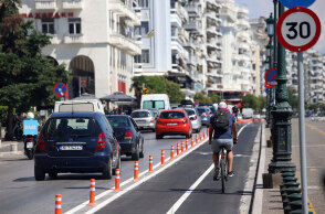 Ο νέος ποδηλατόδρομος στη λεωφόρο Νίκης στη Θεσσαλονίκη