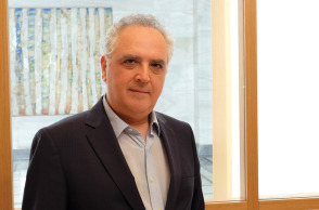 Φοίβος Καρζής