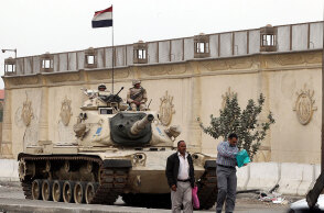 Σε ετοιμότητα ο στρατός της Αιγύπτου για στρατιωτική επιχείρηση στη Λιβύη