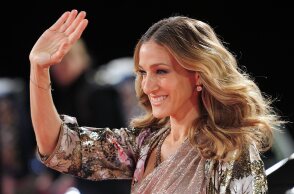 5 πλούσιοι διάσημοι που ξεκίνησαν χωρίς μία