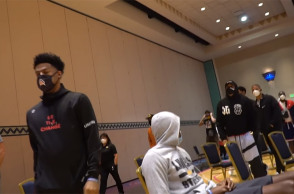 Παίκτες του ΝΒΑ στην περίφημη «φούσκα» του θεματικού πάρκου της Disney World