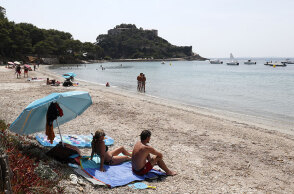 Πού θα πάνε φέτος καλοκαιρινές διακοπές οι Ευρωπαίοι ηγέτες εν μέσω κορωνοϊού